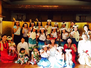 代々木八幡宮 フラ 奉納