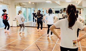 初心者向けフラ はじめてのフラダンス フラダンス入門